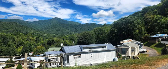 Maggie Valley RV Resort Picture 5
