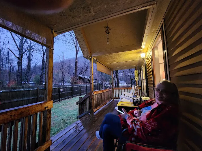 Rippling Waters Creekside RV Park Picture 6