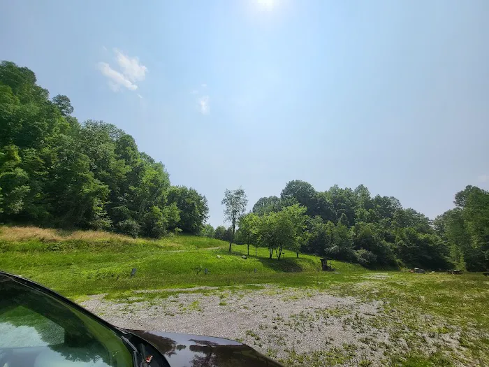 Hippie Trails Campground Picture 8