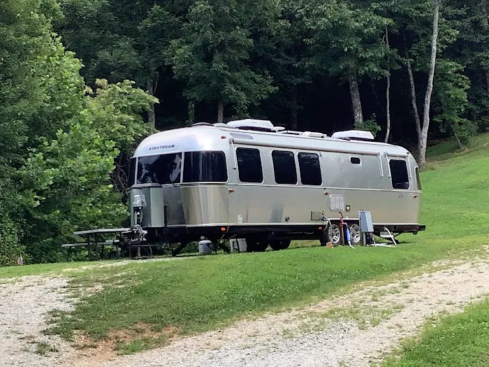 Cardinal Ridge Farm RV Resort Picture 10