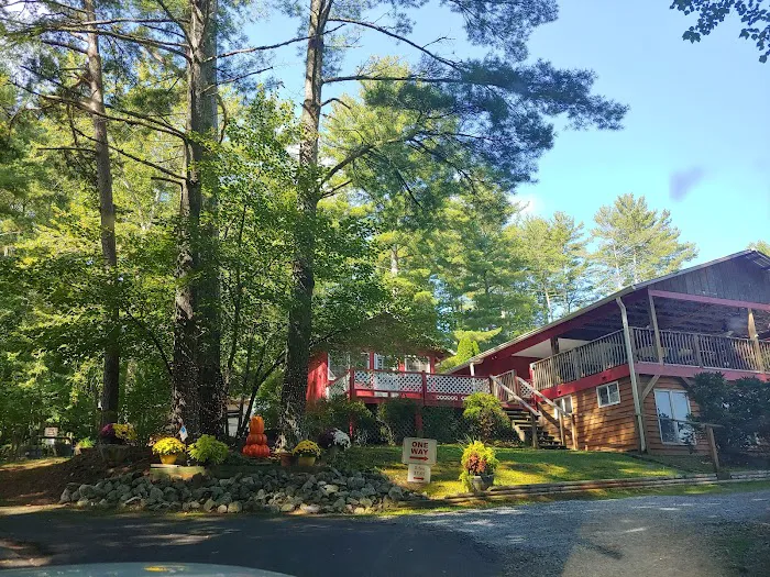 Country Woods RV Park Picture 1