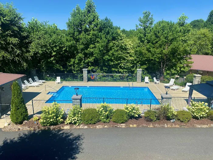 The Great Outdoors RV Resort Picture 1