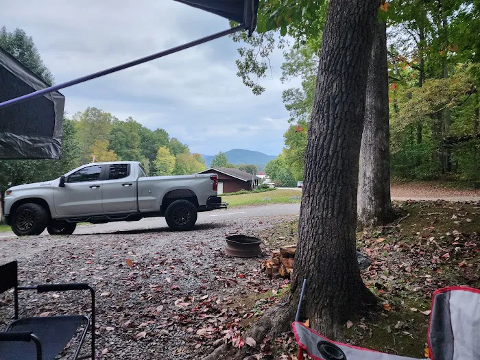 Flaming Arrow Campground & RV Picture 3