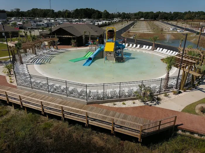 North Myrtle Beach RV Resort and Dry Dock Marina Picture 3