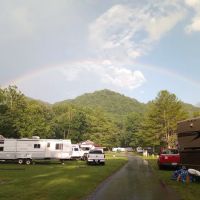 Happy Holiday RV Village ico