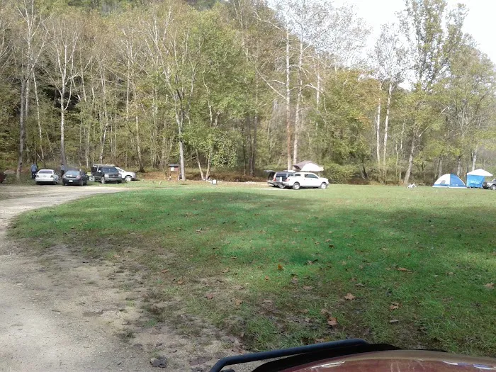 Indian Creek Parking Picture 8