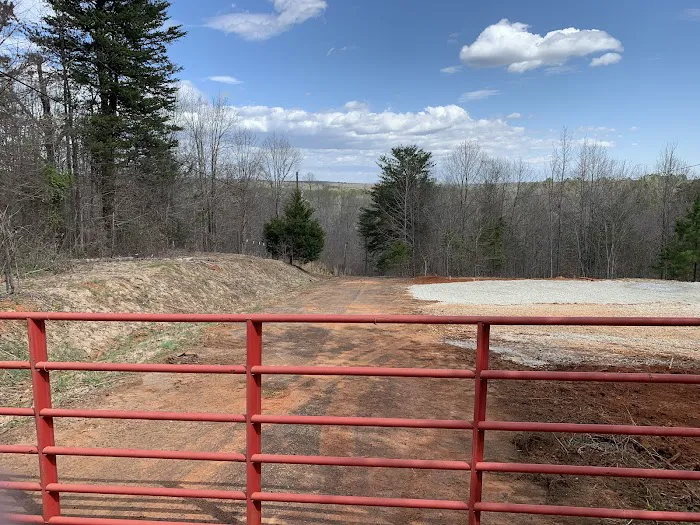 F and R RV Park Picture 7