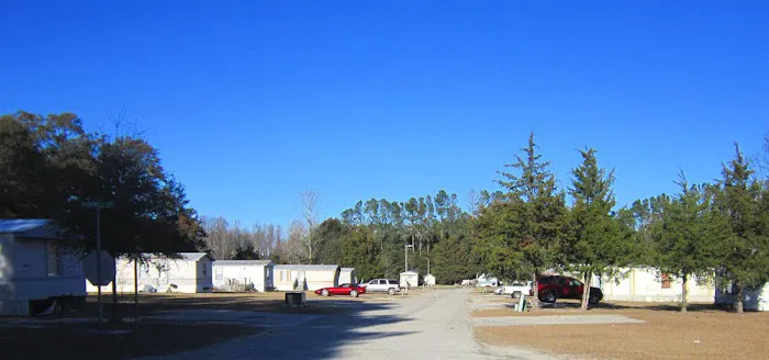 Gray's Creek Mobile Home Community Picture 1