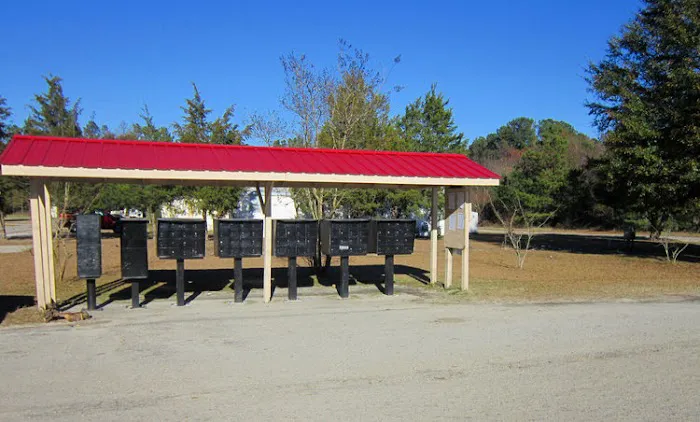 Gray's Creek Mobile Home Community Picture 2