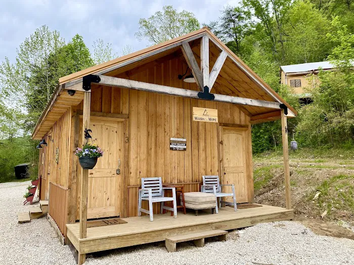 Cabin and Canvas Picture 3