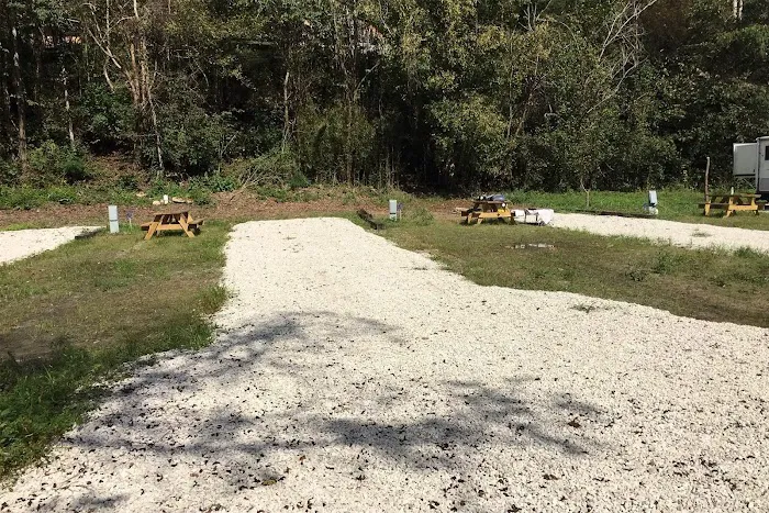 Daniel Boone Campground in Red River Gorge Picture 2