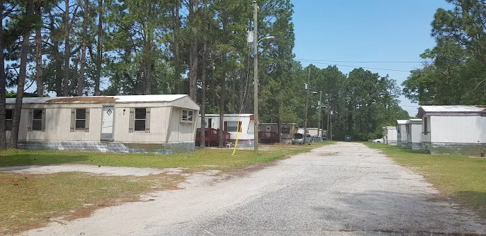 Pageland Mobile Home Park Picture 1