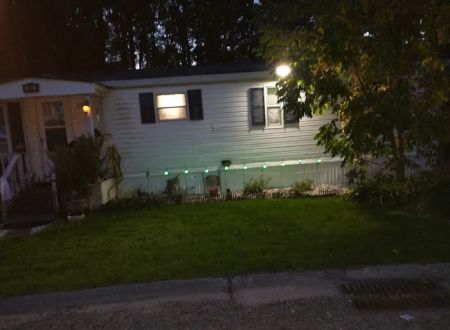 Manufactured Housing Entrpzs