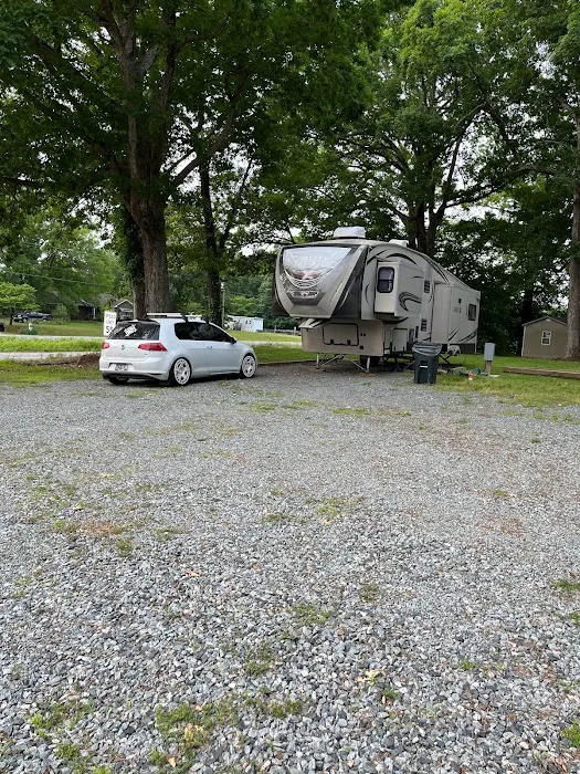 Cluster Springs RV Park Picture 6