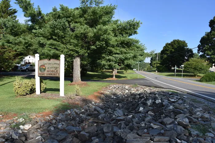 Briarwood Mobile Home Community Picture 3