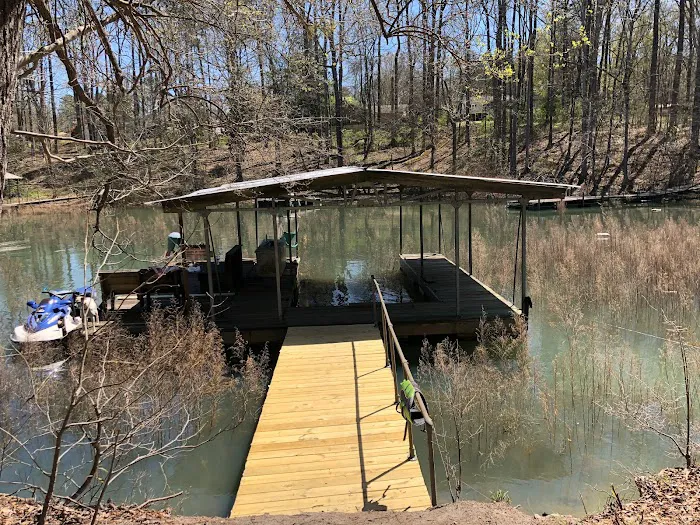 Little Creek RV and Tiny House Resort Picture 3