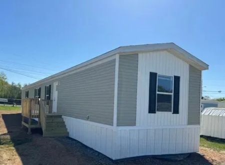 Three Oaks Mobile Home Park