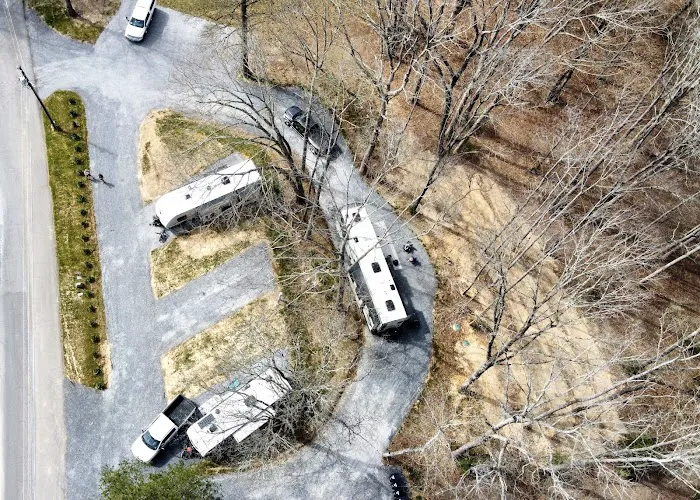 Mountain Ranch RV Park Picture 5