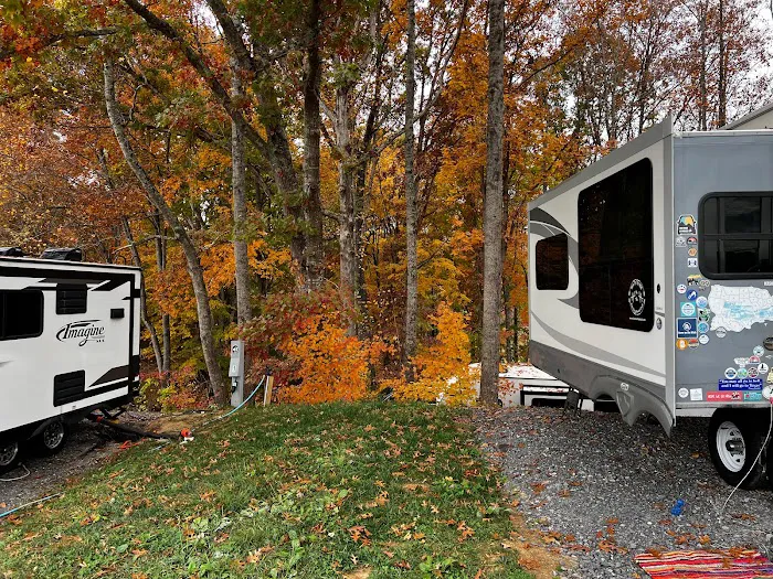 Mountain Ranch RV Park Picture 7