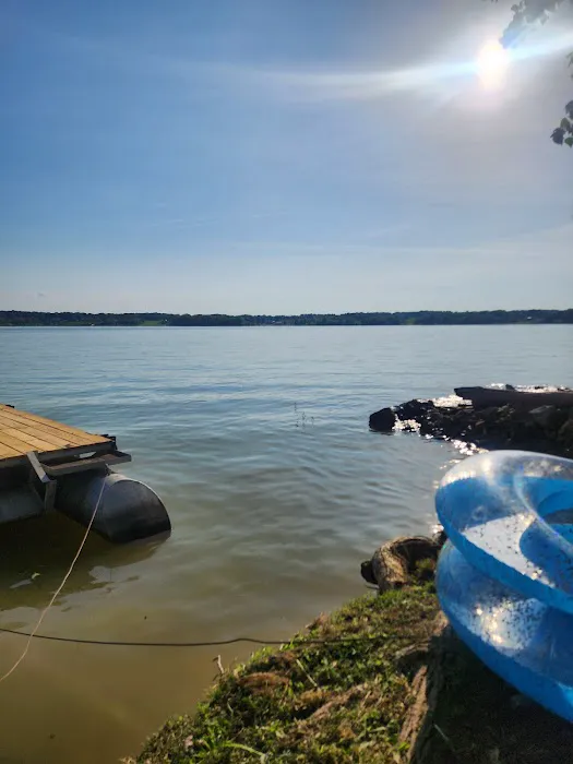 Lake Side RV Park Picture 6
