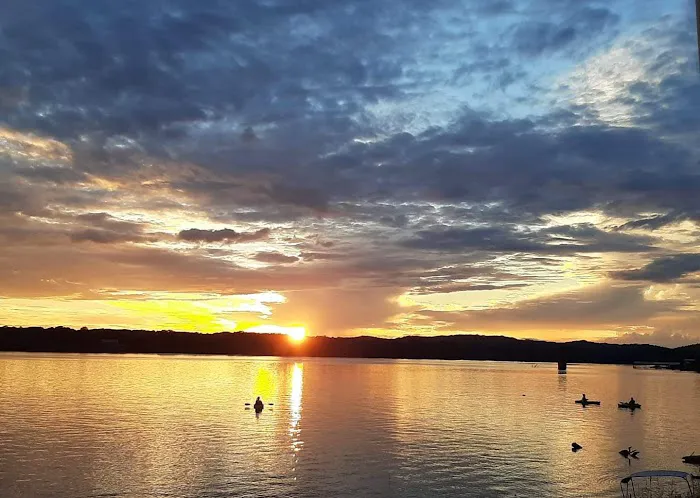 Lake Side RV Park Picture 9