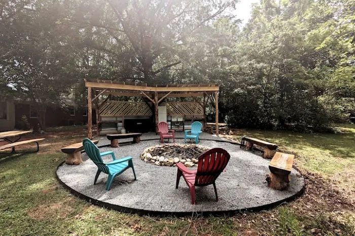Sovereign Fireside Glampground Picture 1