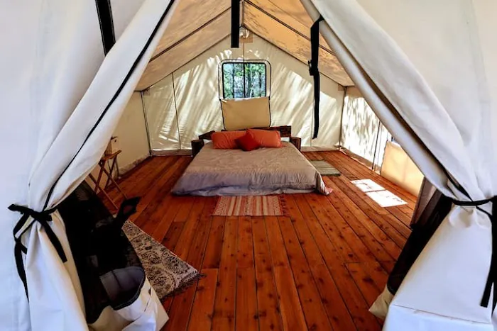 Sovereign Fireside Glampground Picture 5
