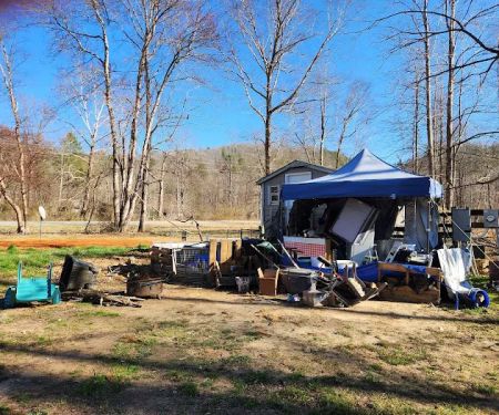 Vein Mountain Gold Camp & Carolina Emerald Mine