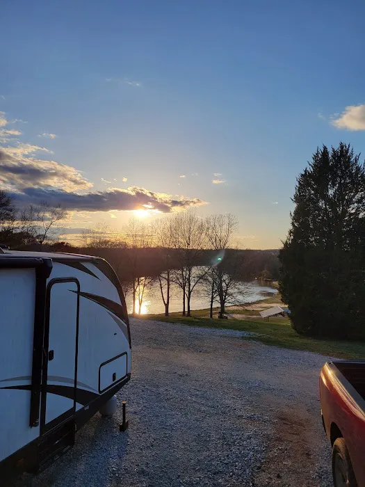 Broad River Camping & RV Park Picture 8