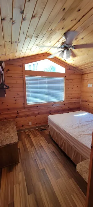 Spacious Skies Campgrounds - Peach Haven Picture 2