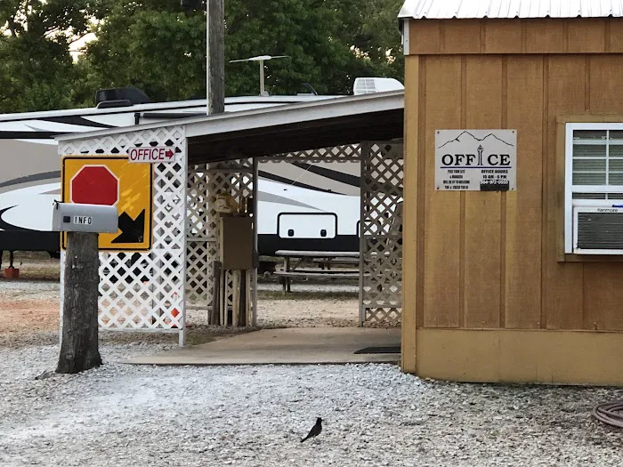 Lake Hartwell RV Park Picture 8