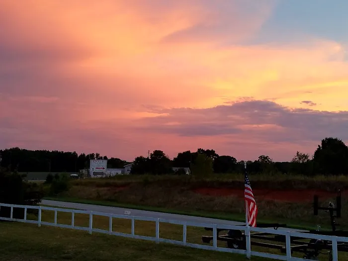Lake Hartwell RV Park Picture 9