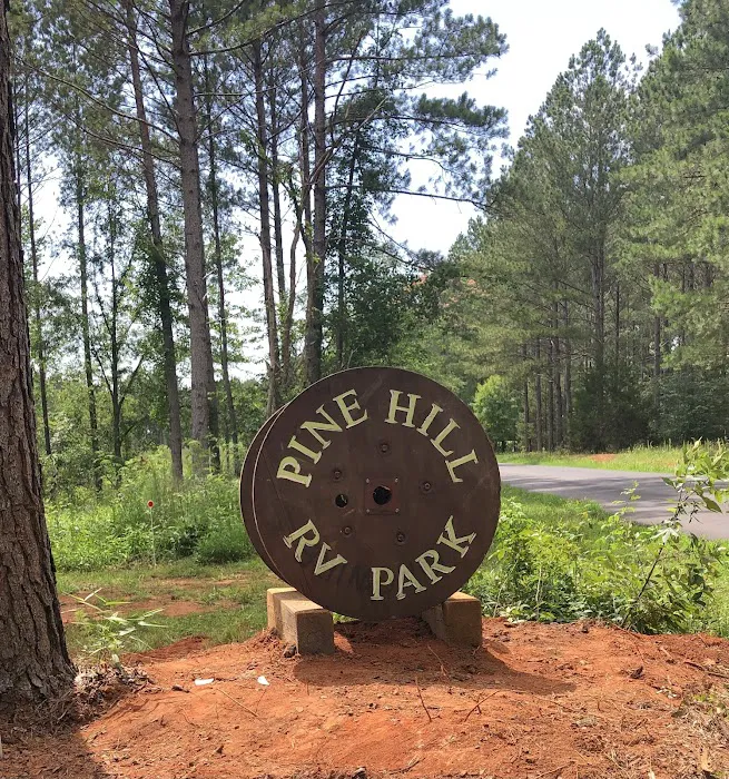 Pine Hill Campground and RV Park Picture 4