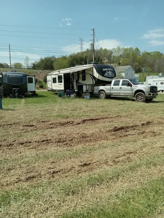 Bristol Raceway Camping Picture 4