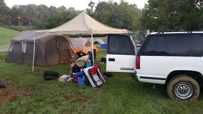 Bristol Raceway Camping Picture 6
