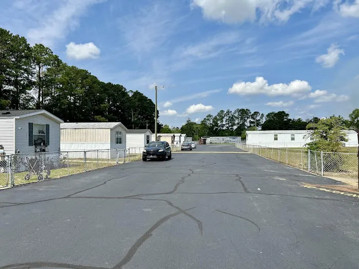 Fayetteville Mobile Home Community Picture 5