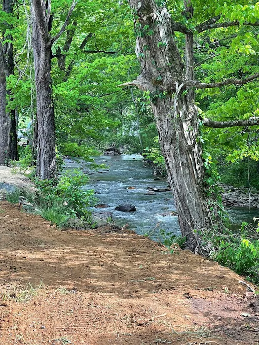 River valley RV park and campground Picture 9