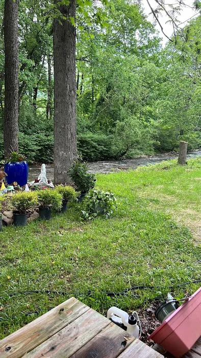 River valley RV park and campground Picture 4