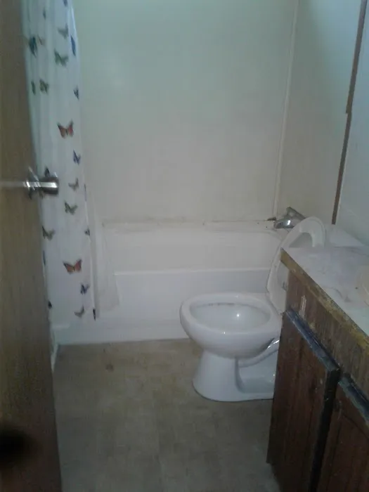 Shady Grove Mobile Home Park Picture 4