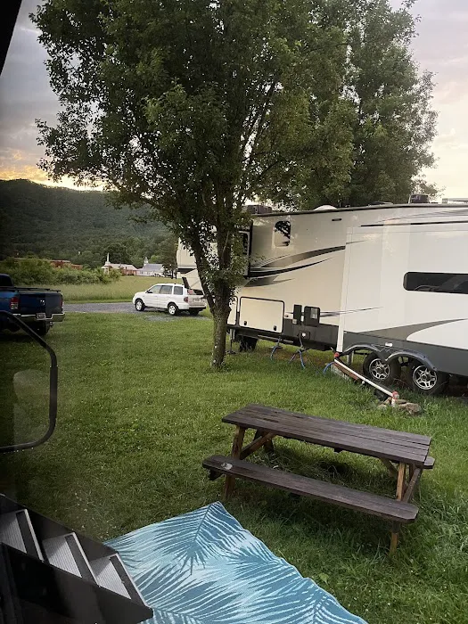 Grand View Ranch and RV Park Picture 3