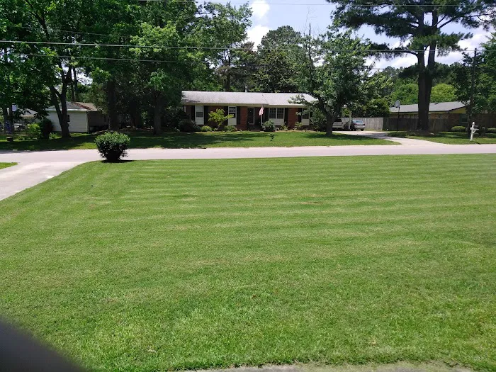 Blackburn's Mobile Home Estates Picture 10
