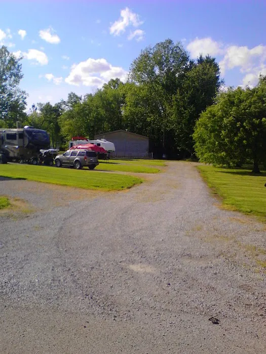 Rollin On The River RV Park Picture 4