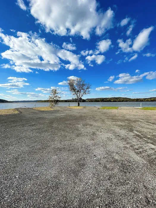 Sunset Haven Riverfront Campground Picture 9