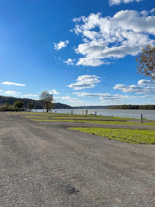 Sunset Haven Riverfront Campground Picture 10