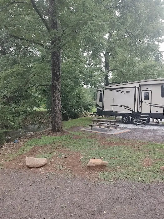 Sweetwater Sights RV Park & Cabins Picture 7
