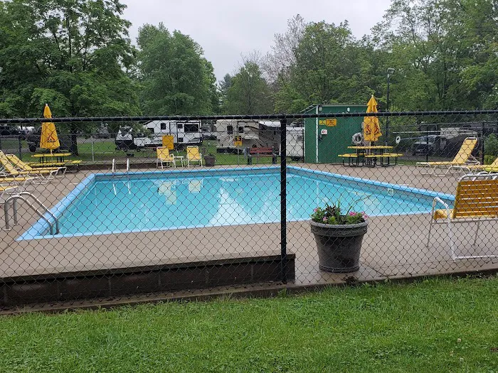 Lebanon / Cincinnati NE KOA Holiday Picture 2