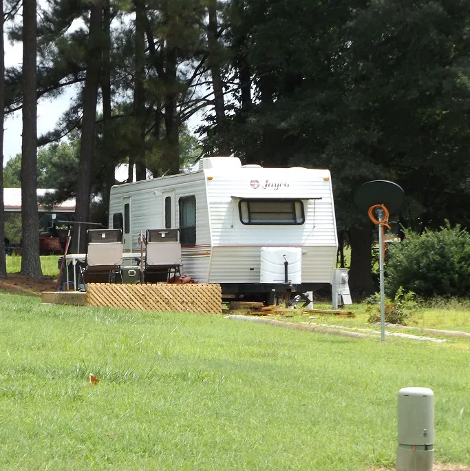 Village Squire Mobile Estates & RV Park Picture 4