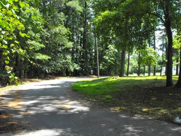 Village Squire Mobile Estates & RV Park Picture 10