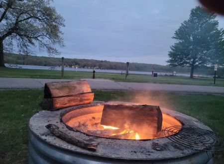 Sugarloaf Lake Campground