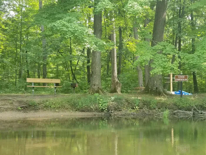 Island Lake-Canoe Campground Picture 6
